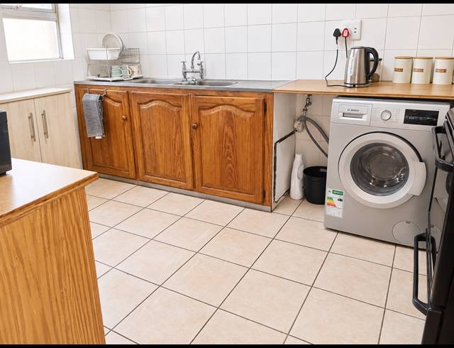 2 BEDROOM APARTMENT FOR SALE IN RYNFIELD